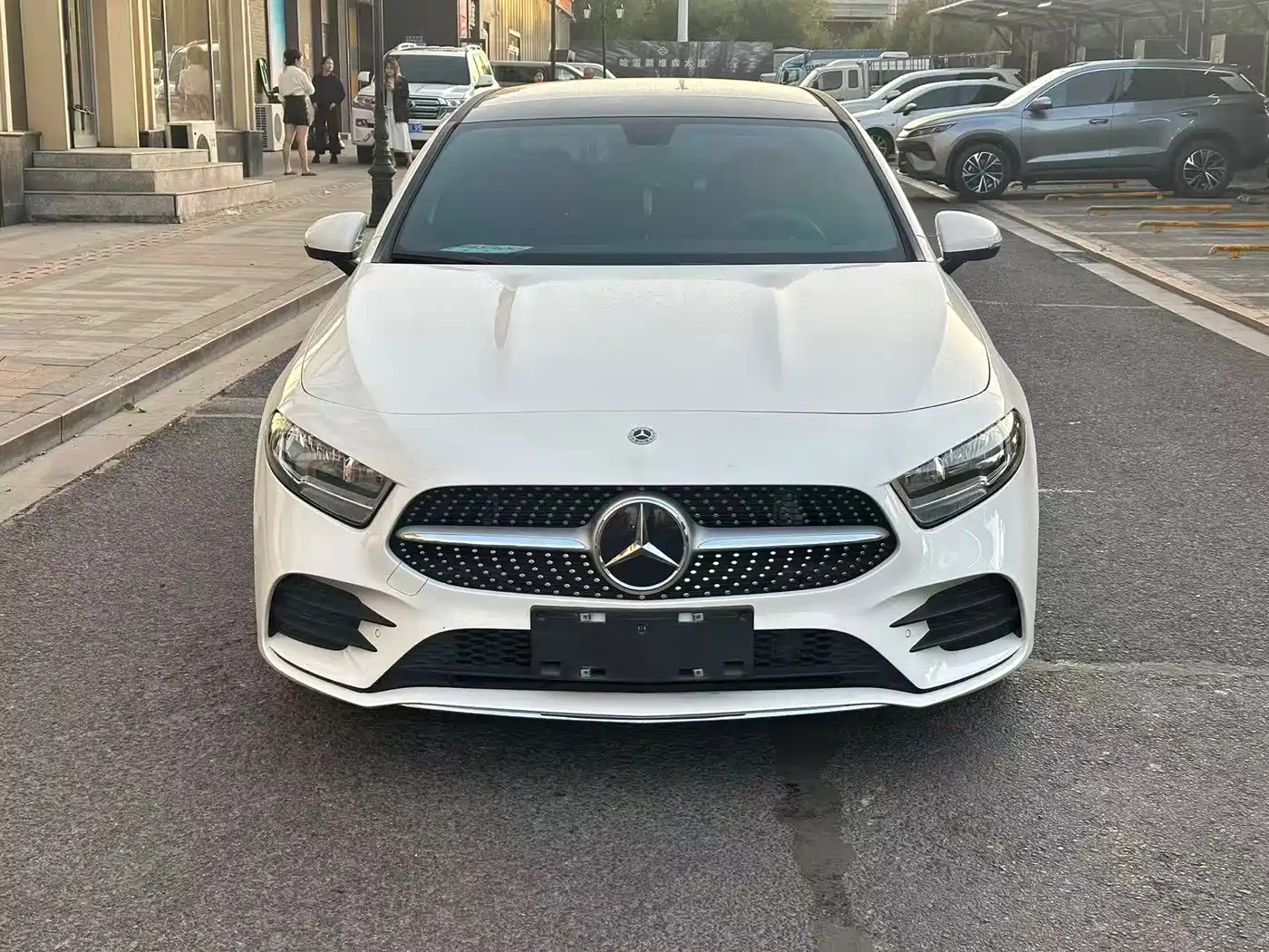 Mercedes-Benz A-Class 2021 A 180 L Sports Sedan фото 2