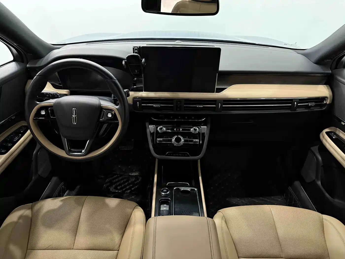 LINCOLN ADVENTURER