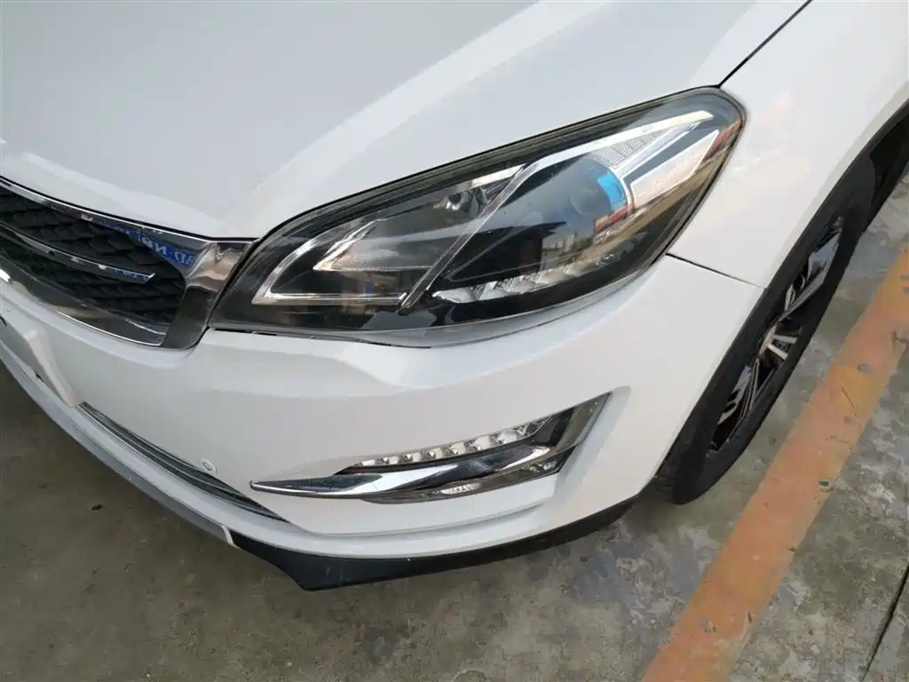 Zotye Damai X5 2019 2017 Model Classic 1.5T CVT Ultimate