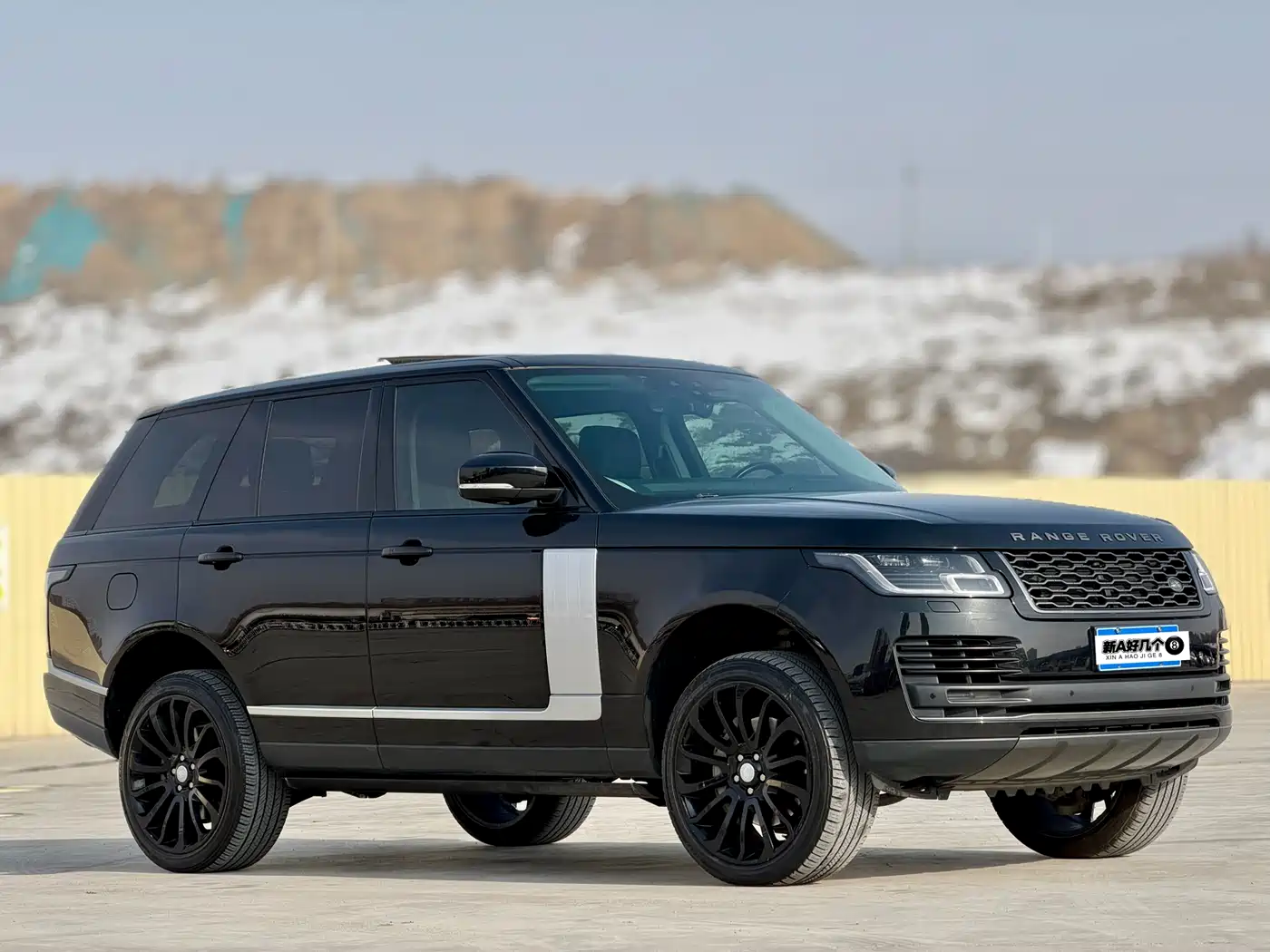 Land Rover Range Rover 2020 3.0 L6 Shengshi Edition фото 3