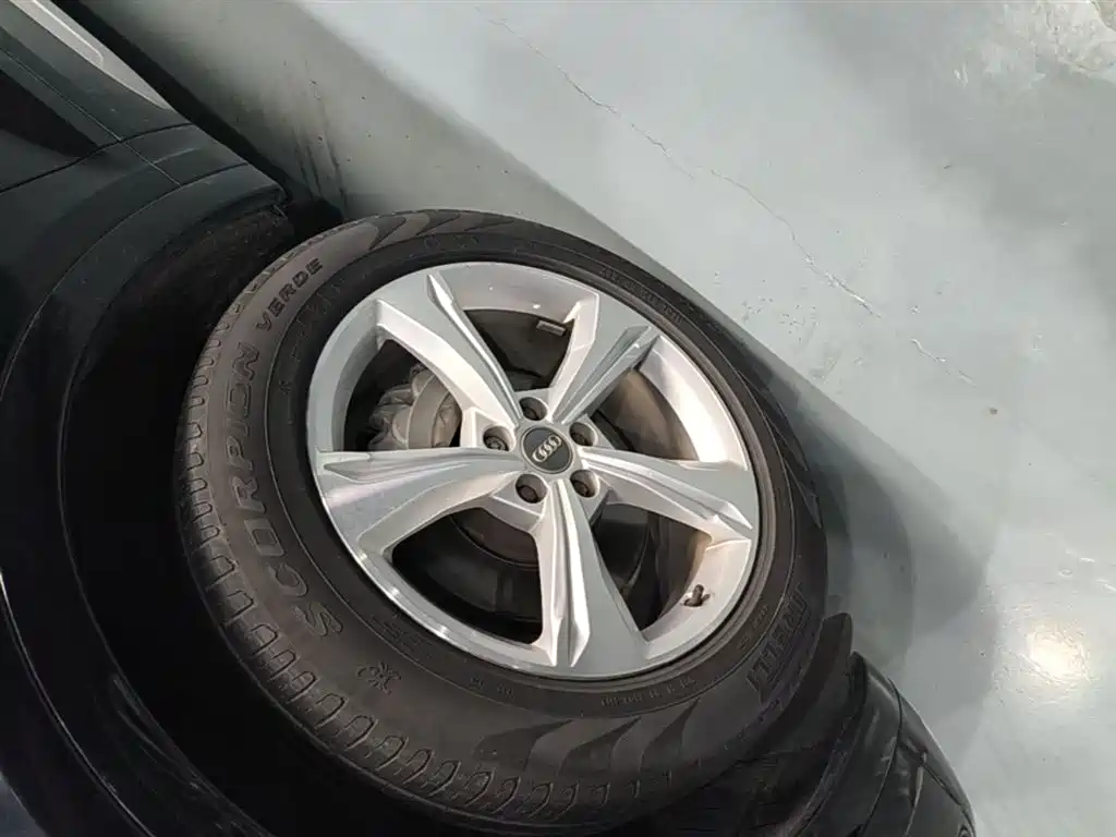 Audi Q5L 2020 40 TFSI Prestige Progressive фото 23