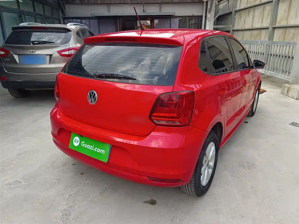 Volkswagen Polo 2016 1.4L Manual Trend фото 5