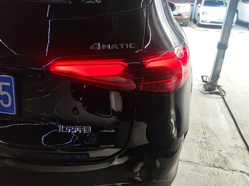 Mercedes-Benz GLC 2023 GLC 300 L 4MATIC Sport 5-Seater фото 8