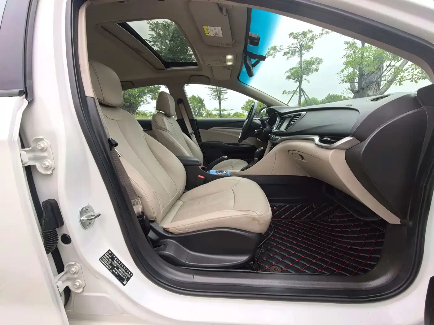 Buick Excelle 2019 15T DCT Connected Elite (China V) фото 10