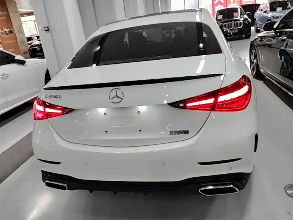 Mercedes-Benz C-Class 2025 Facelift C 260 L Night Sport Edition фото 6