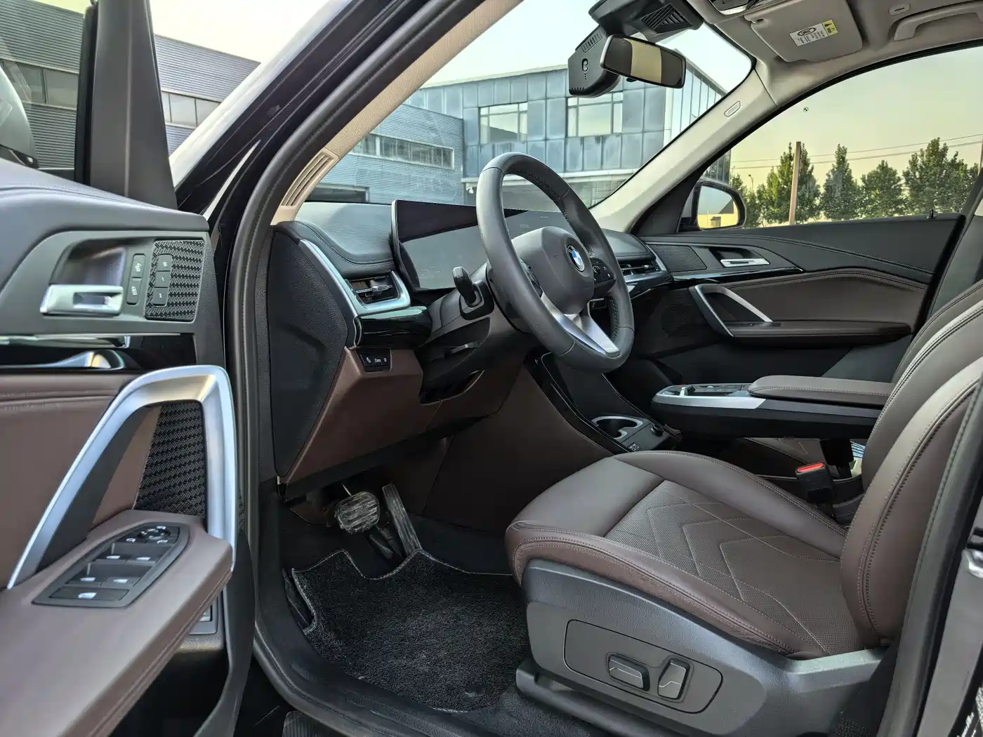 BMW X1 2023 sDrive20Li X Design Package фото 9
