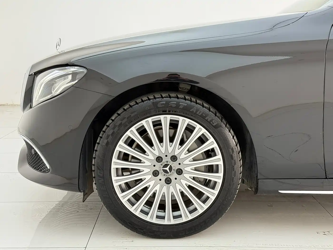 Mercedes-Benz E-Class 2020 E 300 L Fashion фото 16