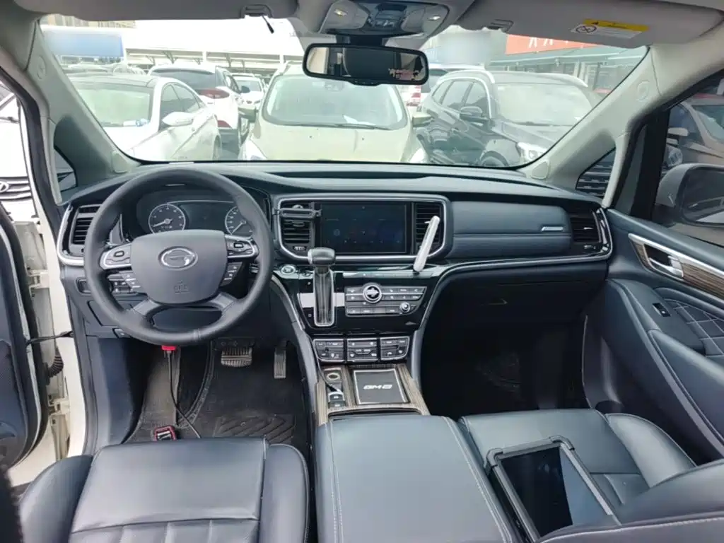 Фото 10 - GAC Trumpchi Trumpchi M8