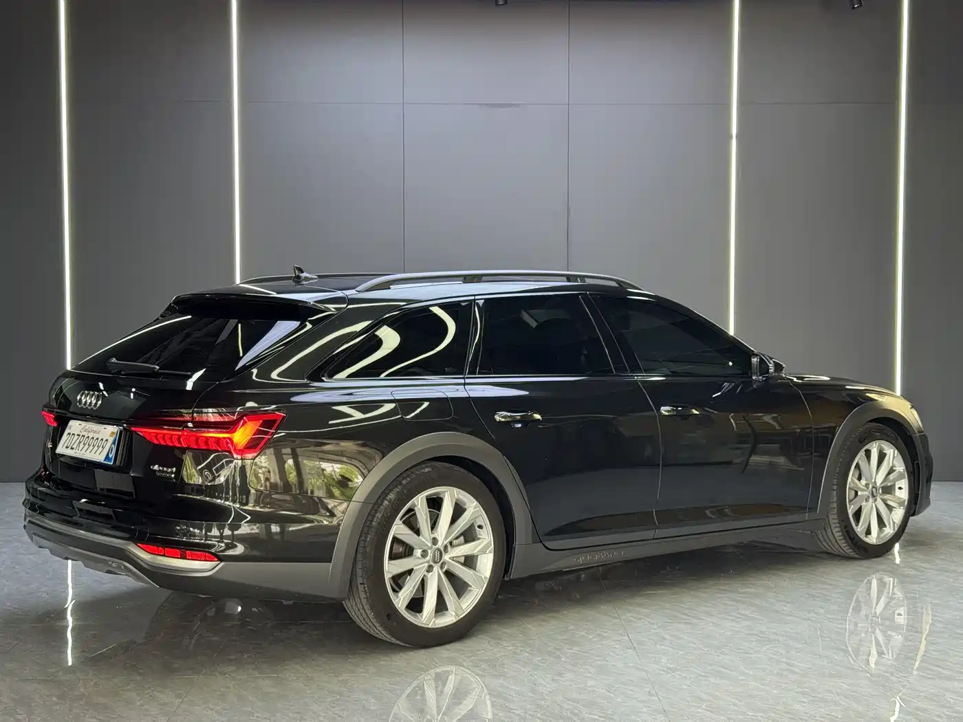 Audi A6 (Import) 2020 allroad quattro Explorer 55 TFSI Premium Off-Road фото 3