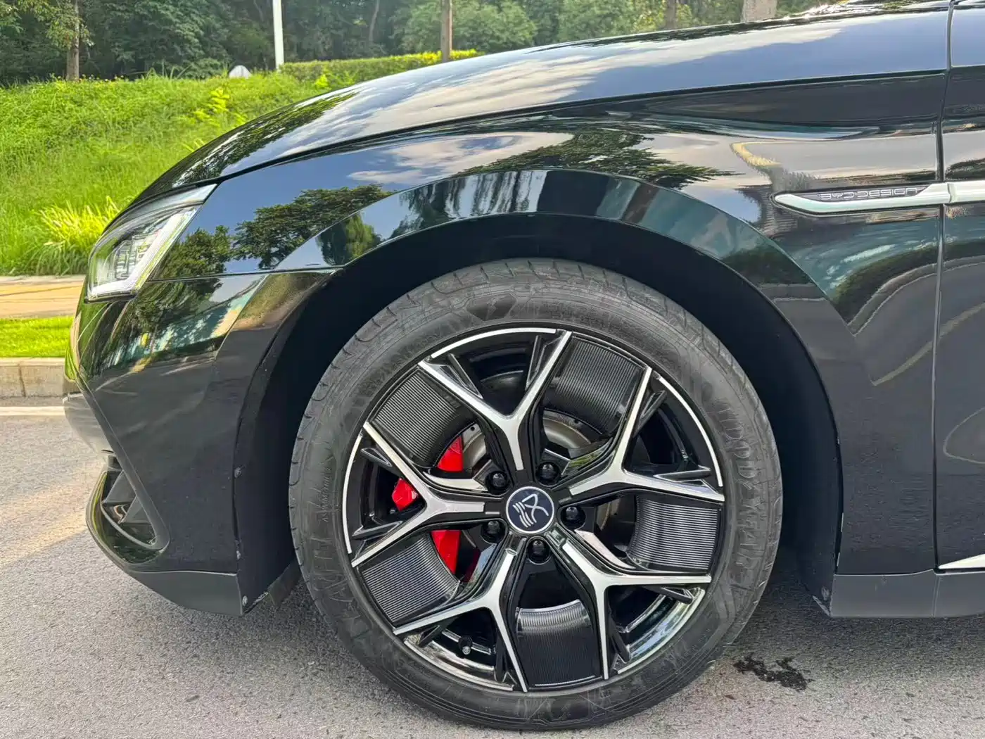 BYD Han 2023 DM-i Champion Edition 200KM Exclusive фото 11