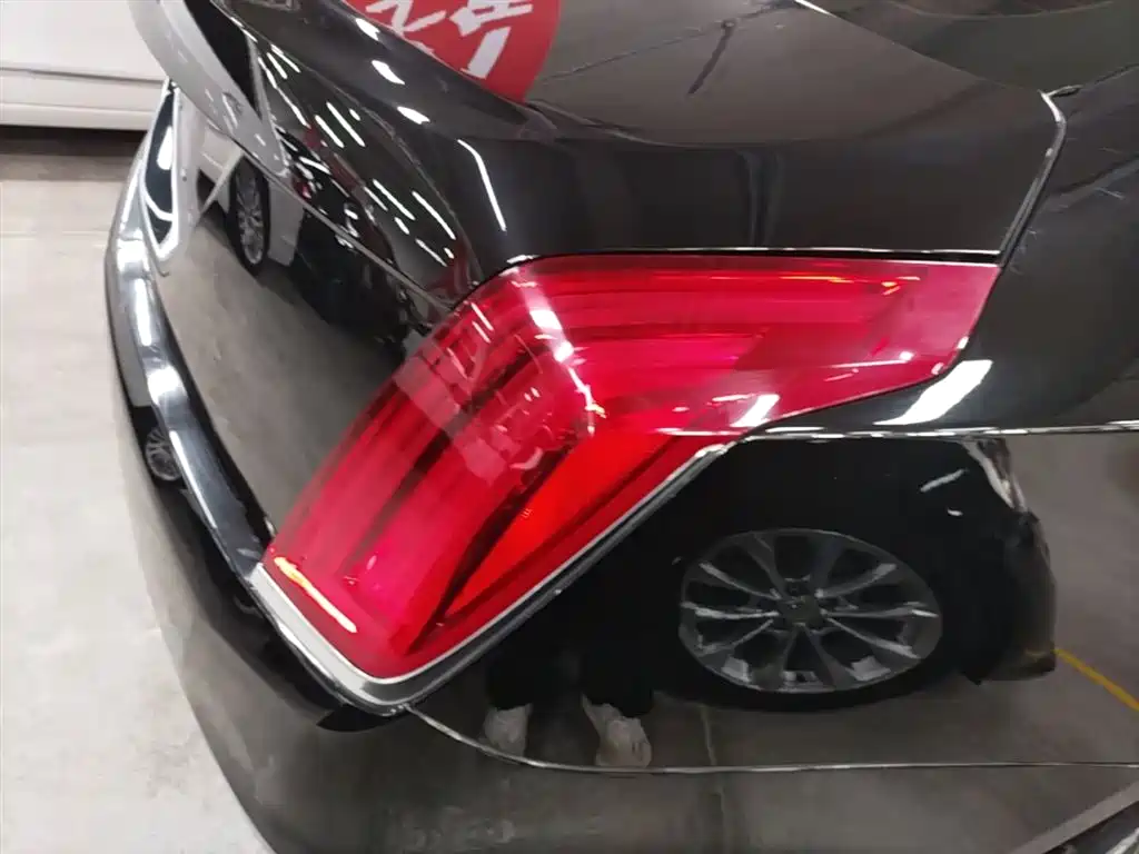 Cadillac CT6 2016 28T Fashion фото 8