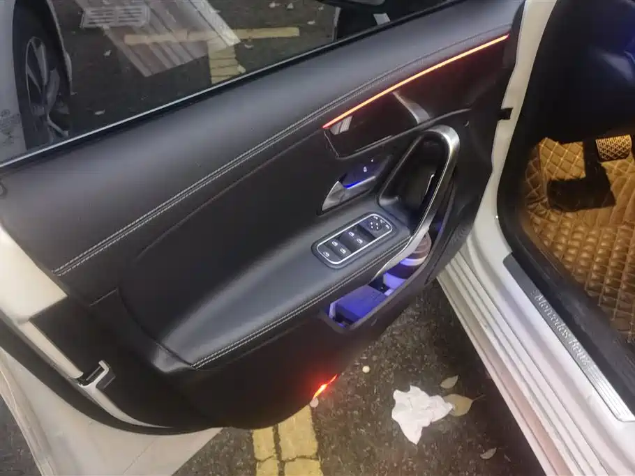 MERCEDES-BENZ A CLASS