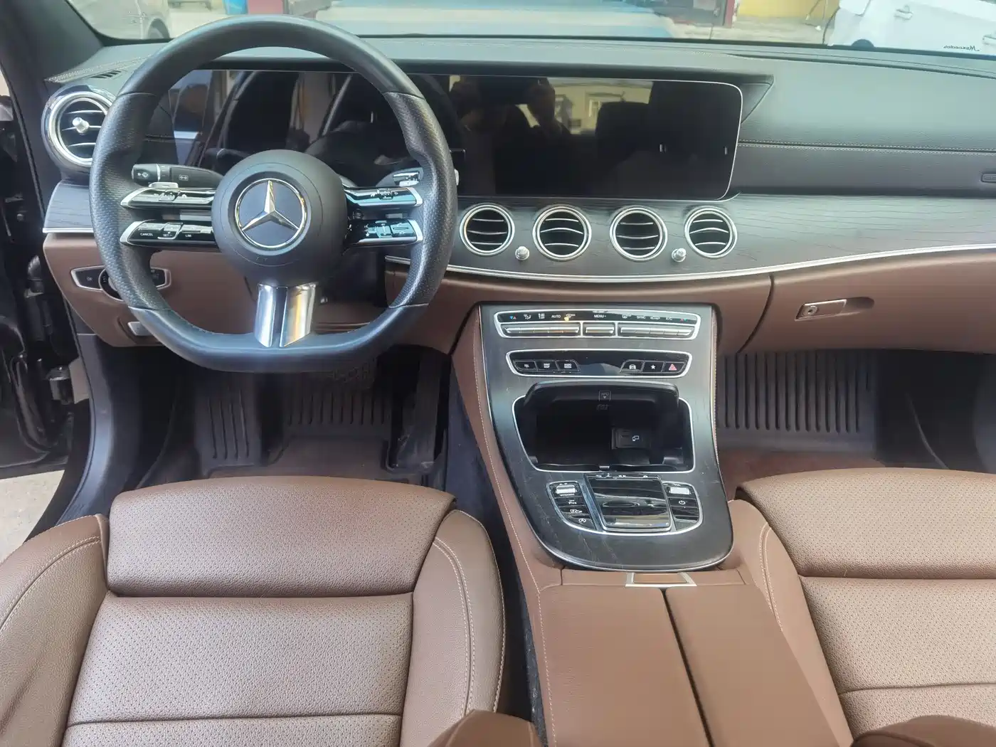 Mercedes-Benz E-Class 2021 E 260 L Sport фото 9