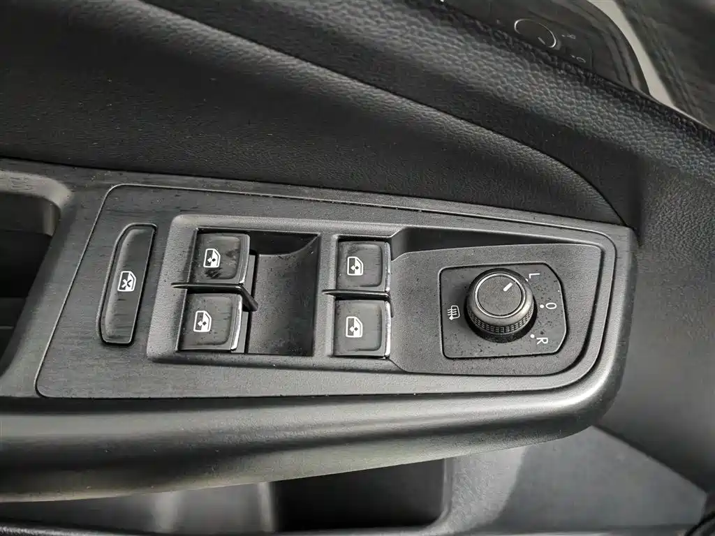 Volkswagen Bora 2021 1.5L Automatic Comfort Smart Edition фото 9