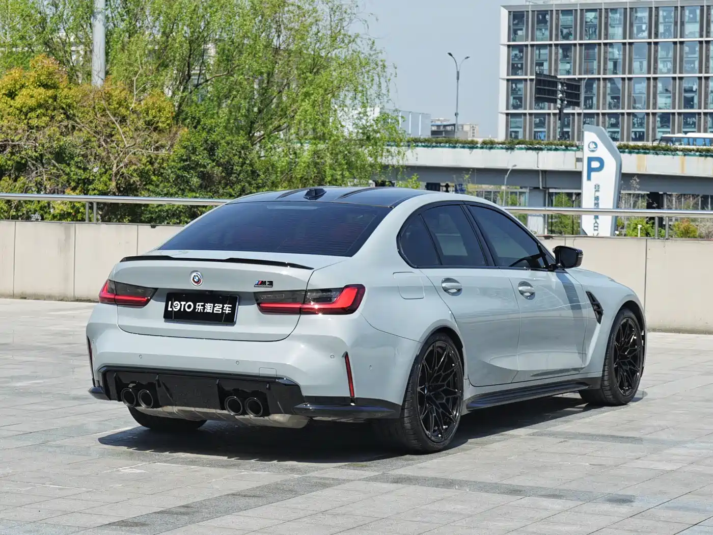 BMW M3 2023 M3 Sedan Thunder Edition фото 4