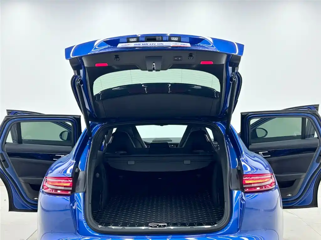 Porsche Panamera 2017 Panamera 4 Sport Turismo 3.0T фото 21