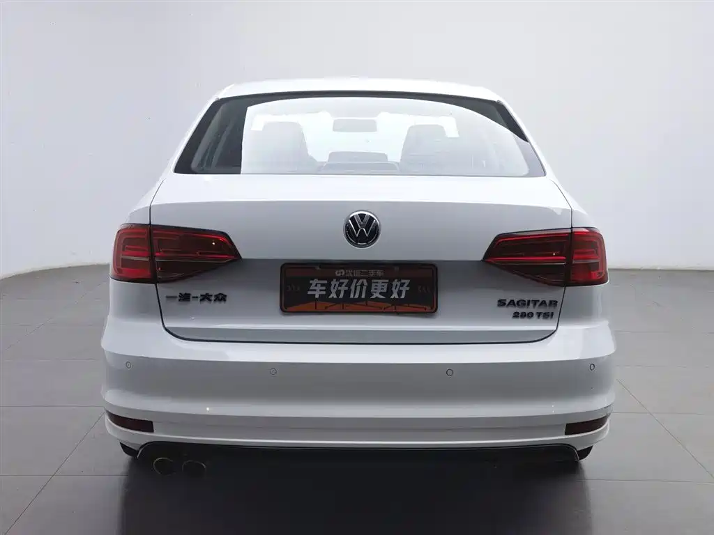 Volkswagen Sagitar 2018 280TSI DSG Spark Edition фото 4