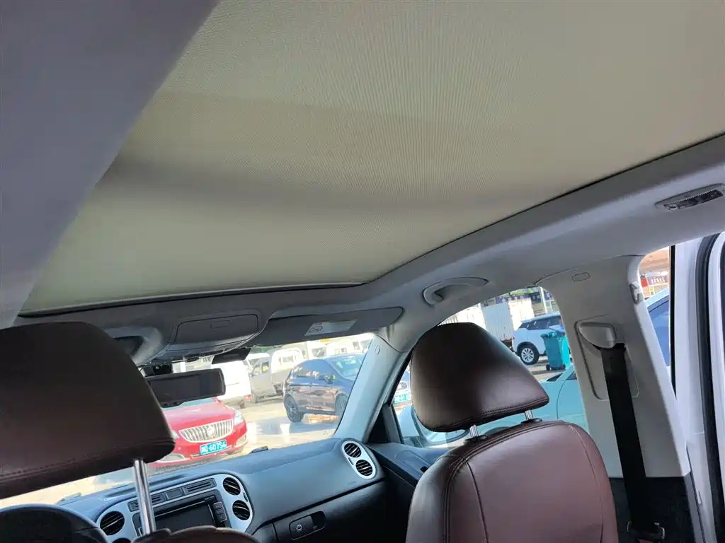 Volkswagen Tiguan 2015 1.8TSI Automatic 2WD Highline фото 16