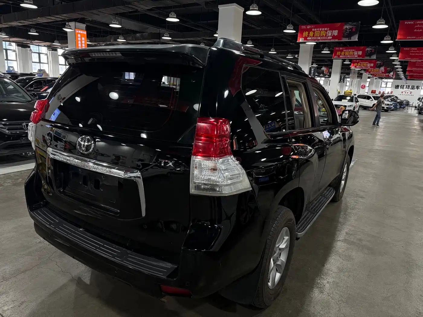 Toyota Prado 2010 4.0L Automatic TX фото 5