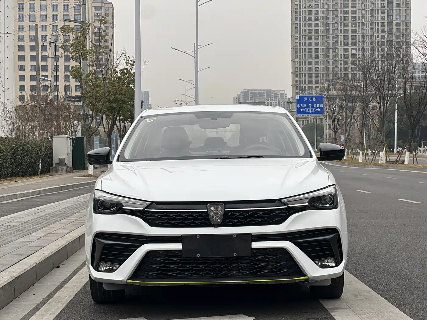 ROEWE I5