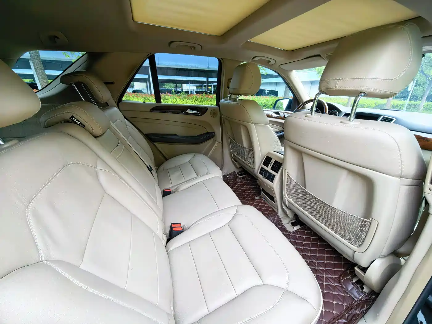 Mercedes-Benz M-Class 2012 Model ML 350 Luxury фото 8