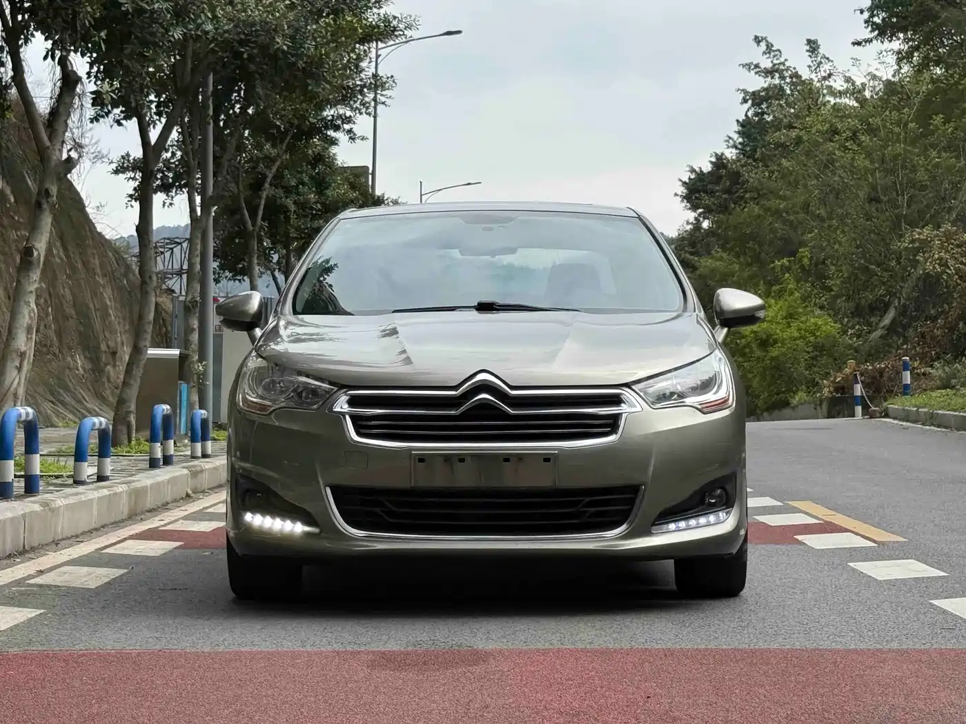 Citroën C4L 2016 2015 1.2T Automatic Luxury Edition