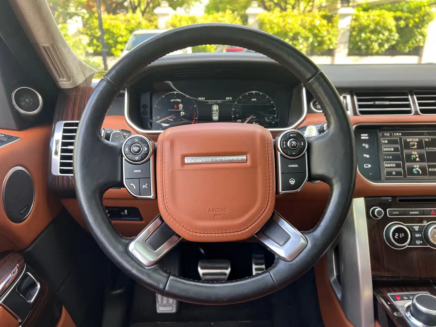 Land Rover Range Rover 2015 5.0 SC V8 AB Prestigious Genesis Extended Edition фото 20