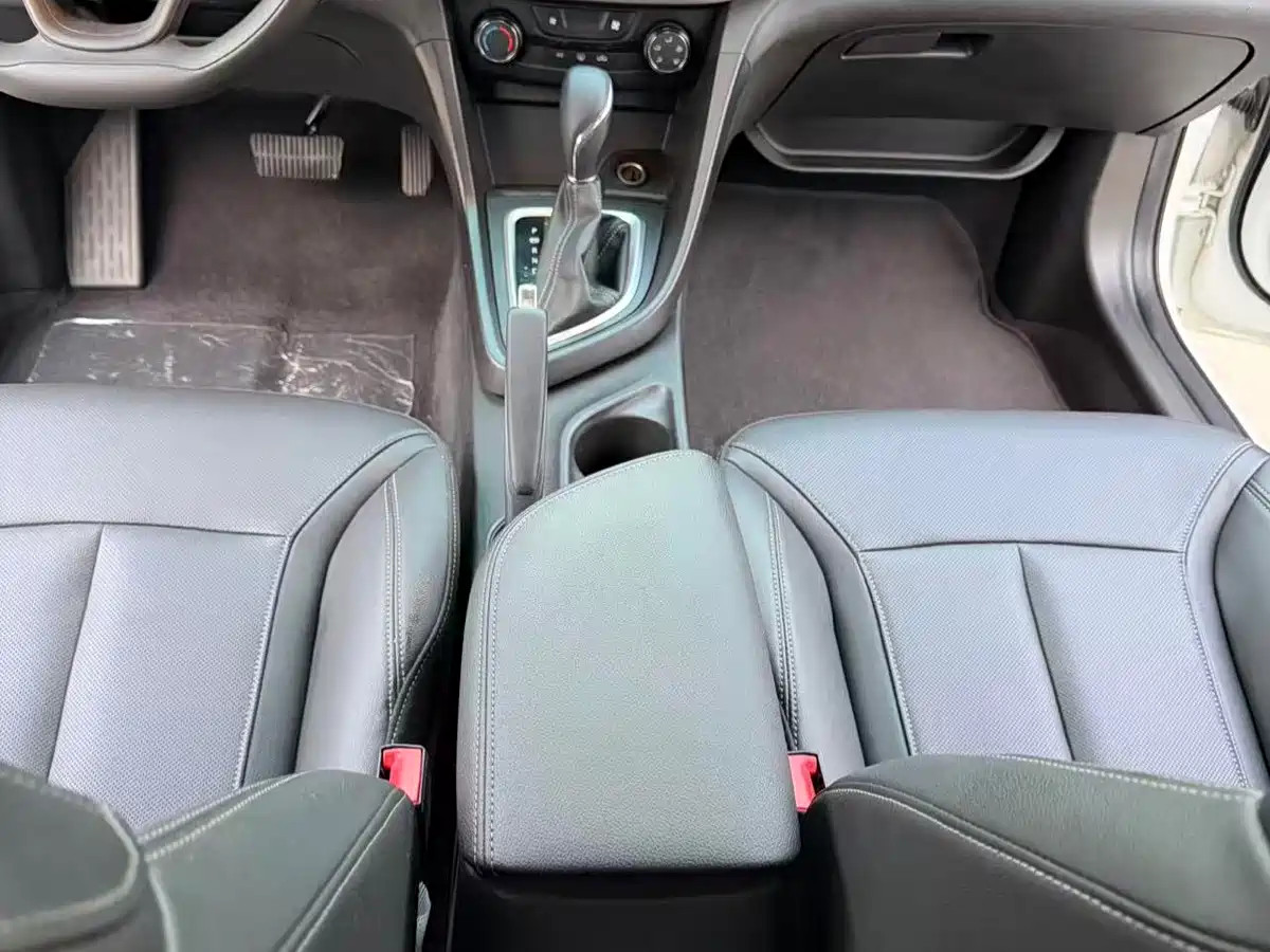 Buick Excelle 2021 1.3T Auto Mild Hybrid Elite фото 11
