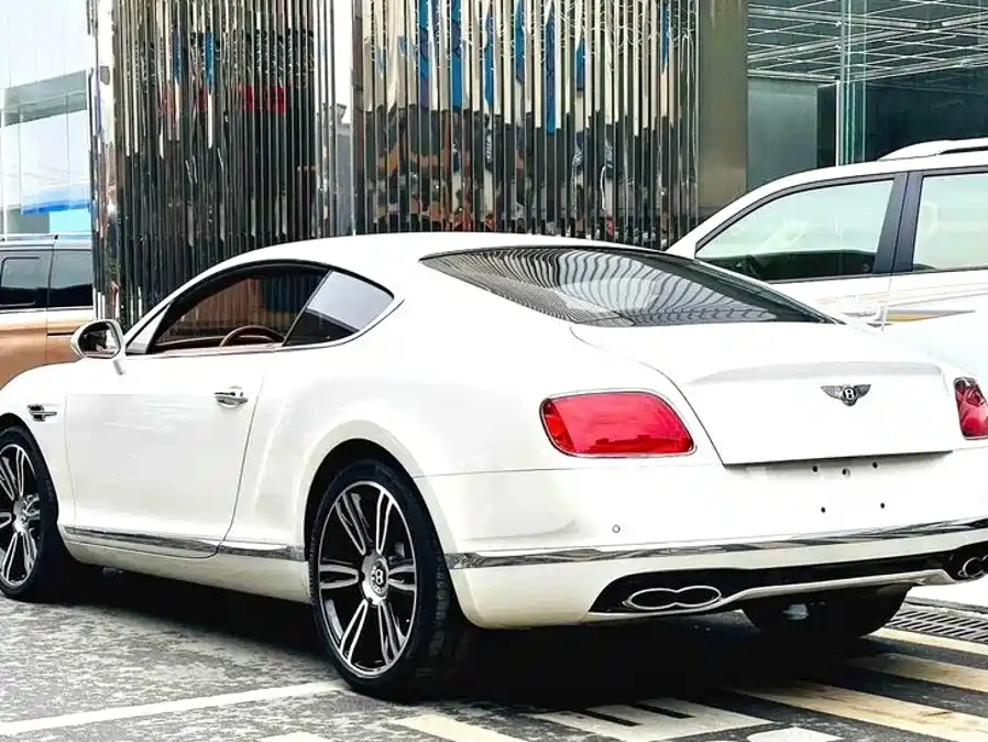 Bentley Continental 2015 2016 4.0T GT V8 Standard
