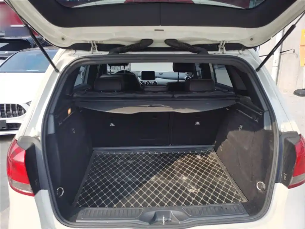 Mercedes-Benz B-Class 2015 B 200 Dynamic фото 19