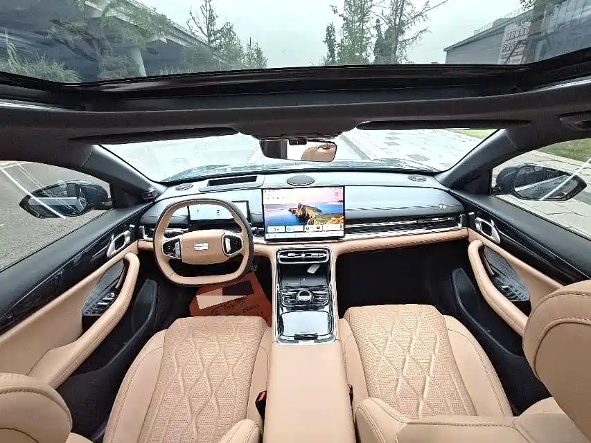 Geely Galaxy Galaxy A7 2025 EM-i фото 8