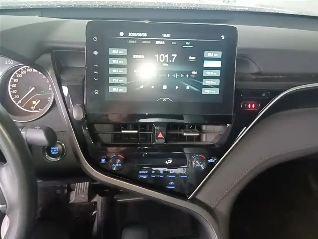 Toyota Camry 2021 2.0G Luxury Edition фото 20