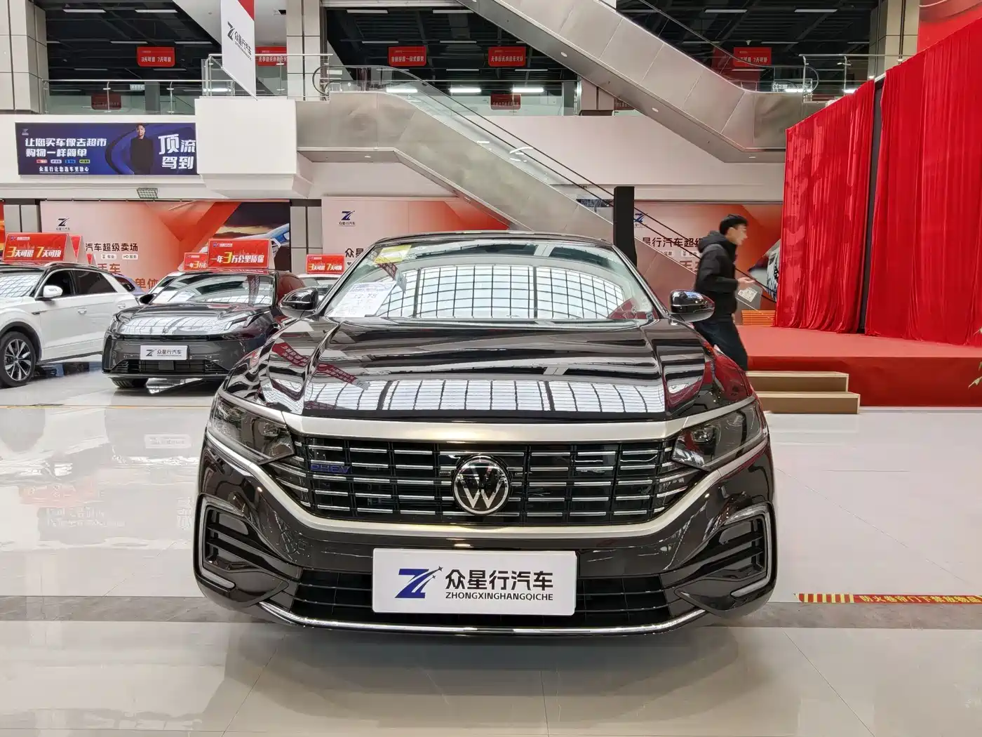 VOLKSWAGEN PASSAT NEW ENERGY