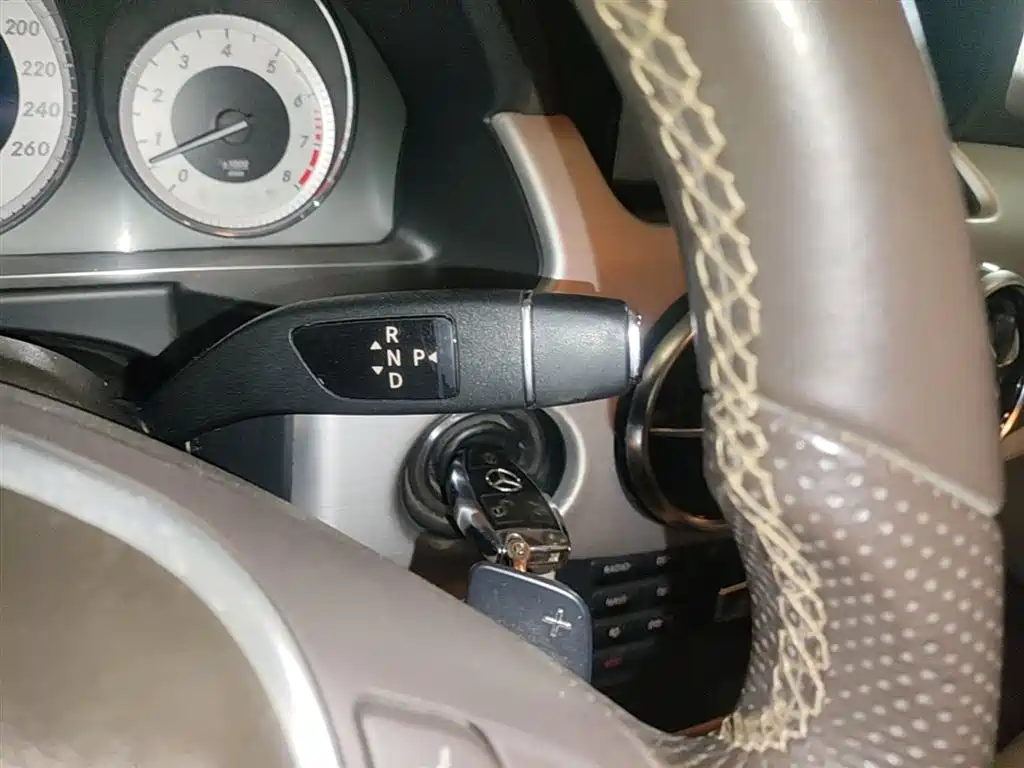 Mercedes-Benz GLK-Class 2013 Facelift GLK 300 4MATIC Fashion фото 14