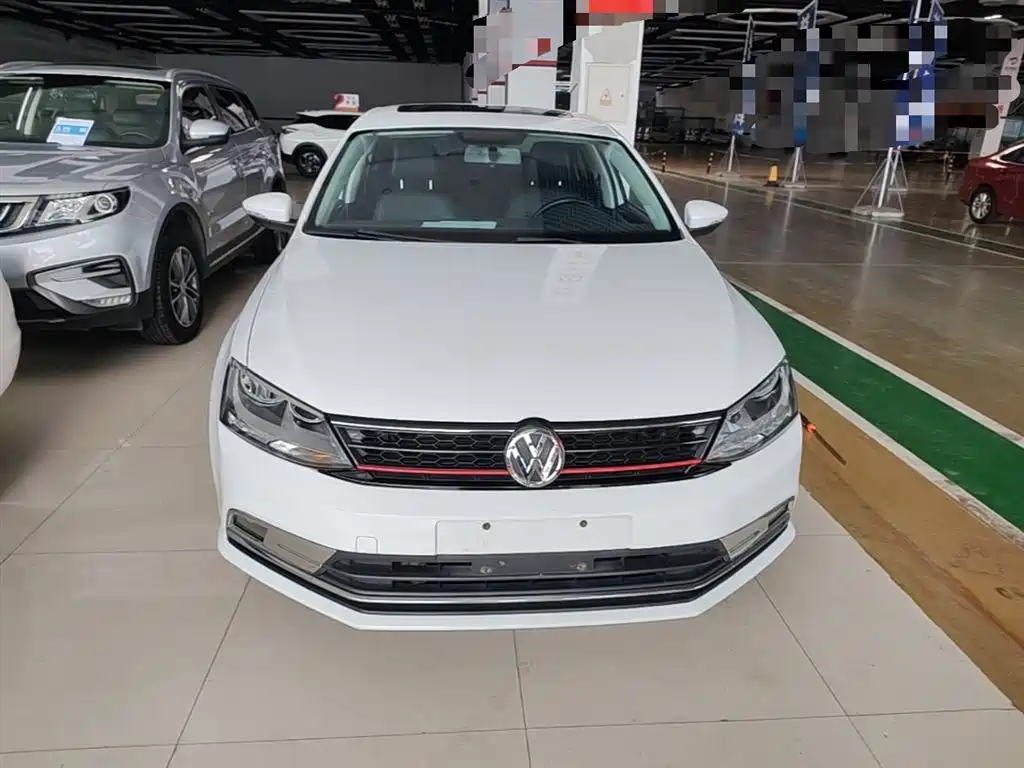 Volkswagen Sagitar 2017 230TSI Automatic Comfort фото 3