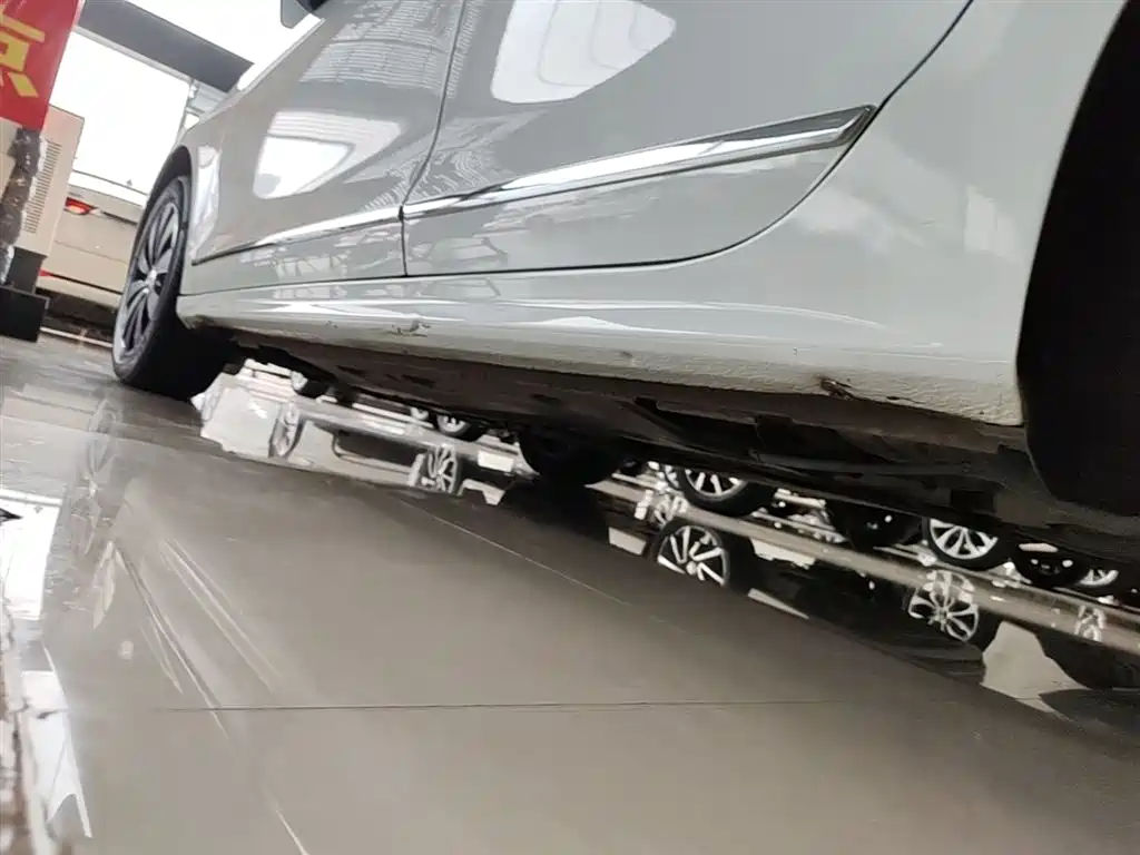 Volkswagen Sagitar 2017 230TSI Automatic Comfort фото 22