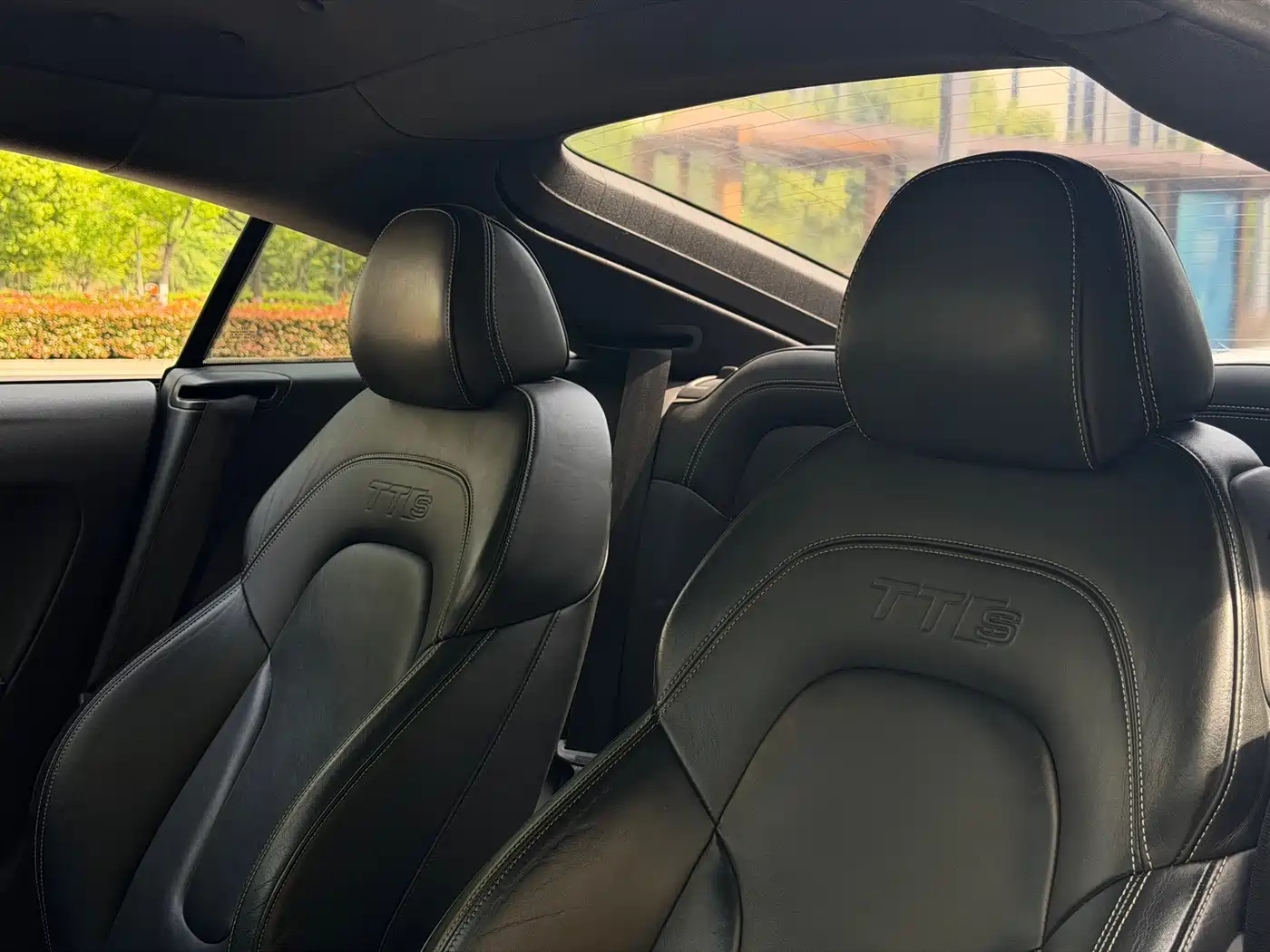 Audi TTS 2013 TTS Coupe 2.0TFSI quattro фото 9