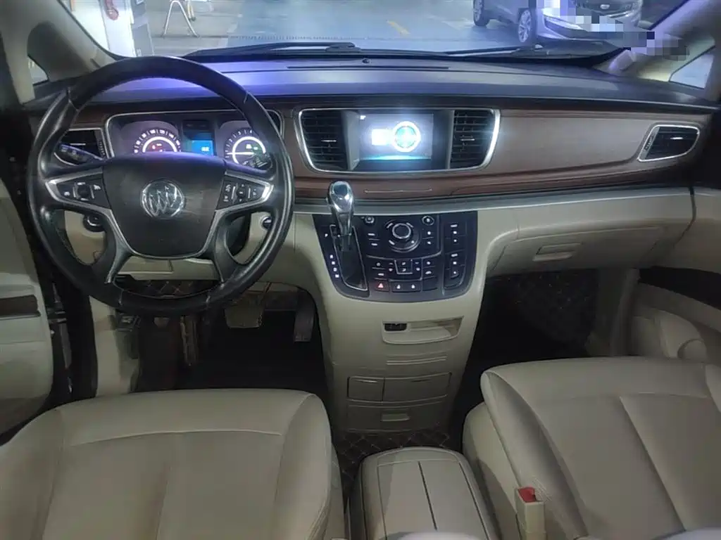 Buick GL8 2018 28T Luxury Model China VI фото 13