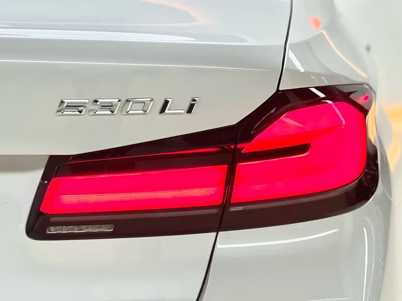 BMW 5 Series 2021 530Li Leading M Sport Package фото 18