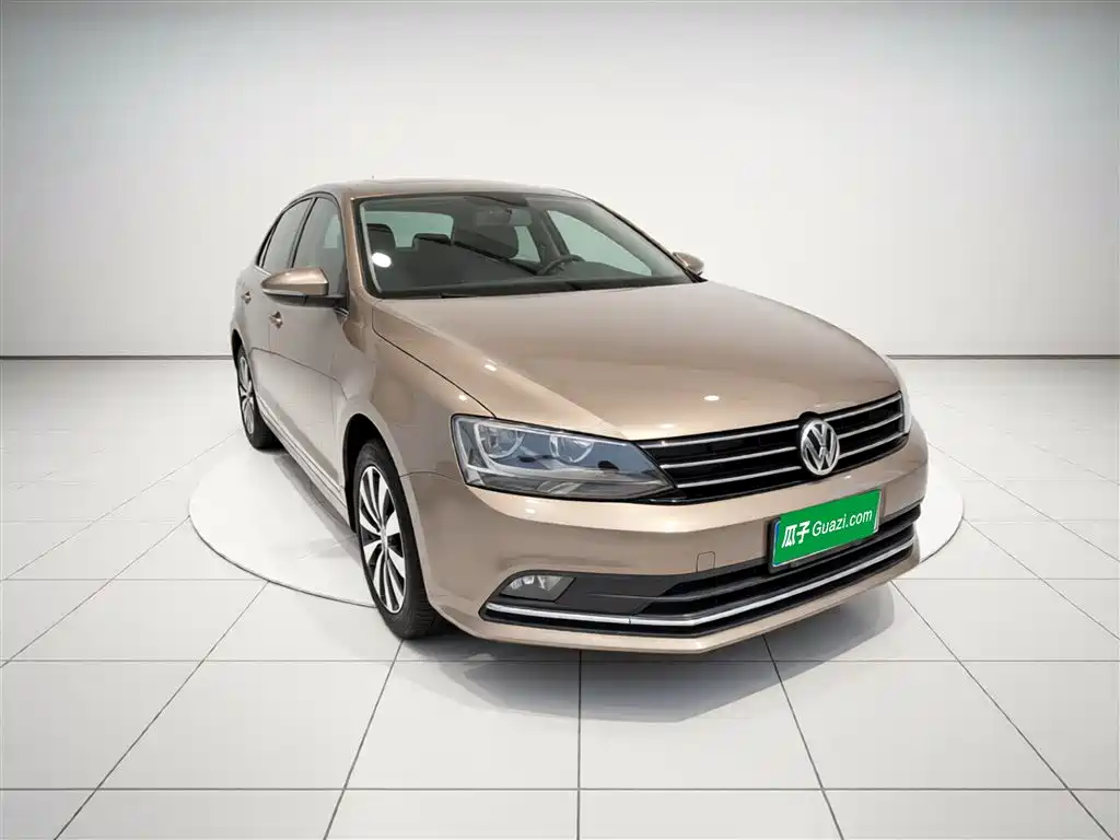 Volkswagen Sagitar 2017 230TSI Automatic Comfort фото 4