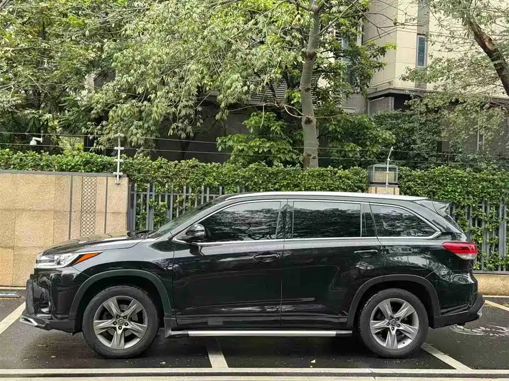 Toyota Highlander 2018 2.0T 4WD Luxury 7-seater (China V) фото 4