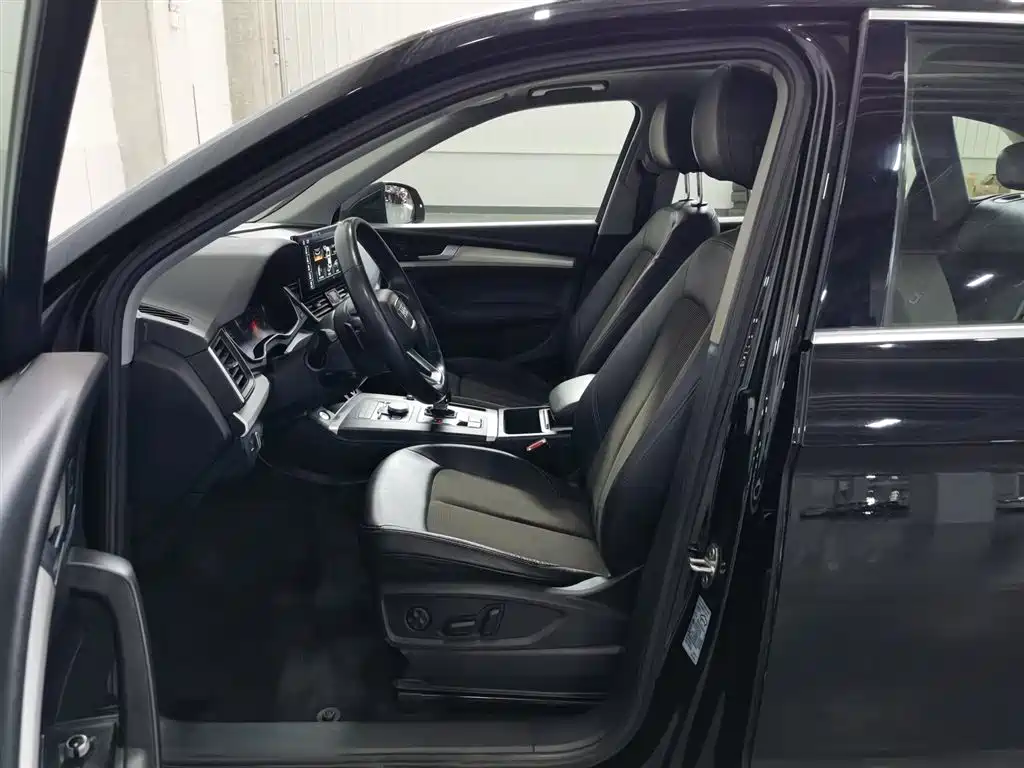 Audi Q5L 2020 Facelift 40 TFSI Honor Progressive фото 10