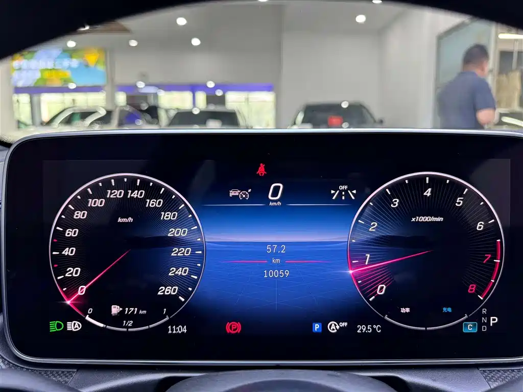 Mercedes-Benz C-Class 2024 Second Facelift C 260 L Sport фото 14