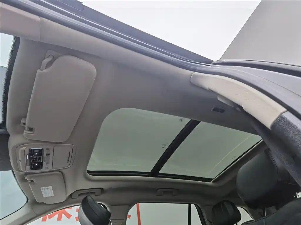 Lincoln Aviator 2023 3.0T V6 AWD Premium Cruise Edition 6-Seater фото 14