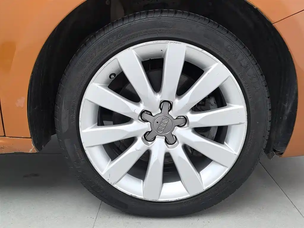 Audi A1 2013 Model 30 TFSI Sportback Ego фото 17