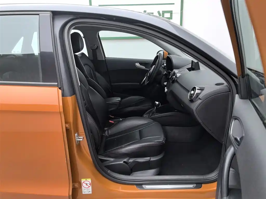 Audi A1 2013 Model 30 TFSI Sportback Ego фото 23