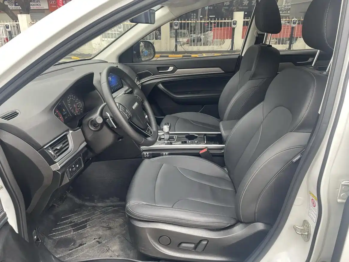 Photo 8 - Haval H6