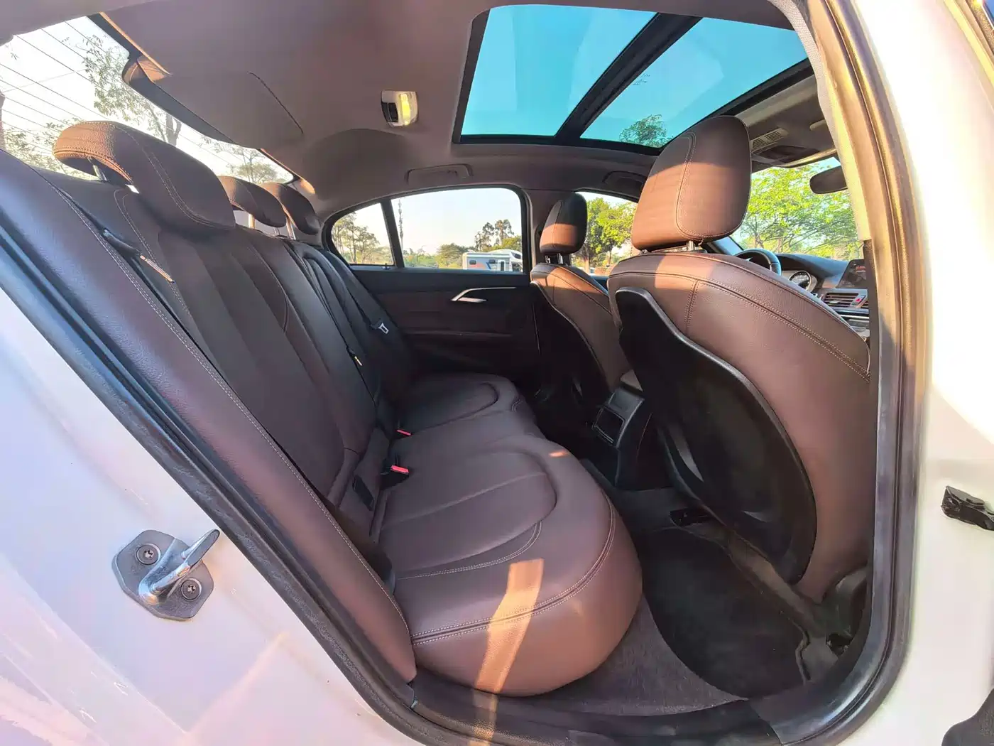 BMW 1 Series 2019 118i M Sport Package фото 8