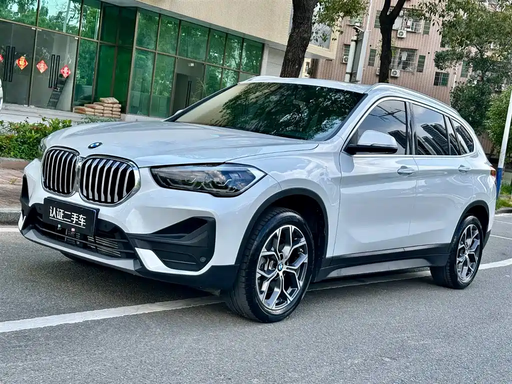 BMW X1 2021 sDrive25Li Leading