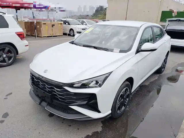 dongfeng-fengshen yi-hyun